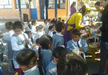 10616114_345657755595194_1918533442219096206_n