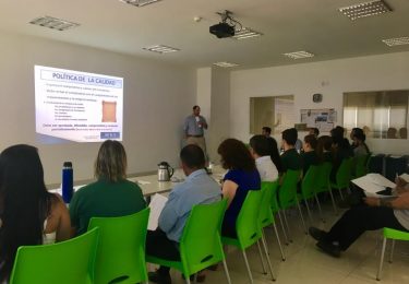 16003125_731879893639643_5469551303061649889_n